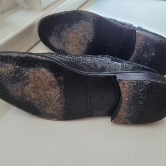 To Boot  New York Black Wingtip, Size 9.5 - Picture 4 of 6